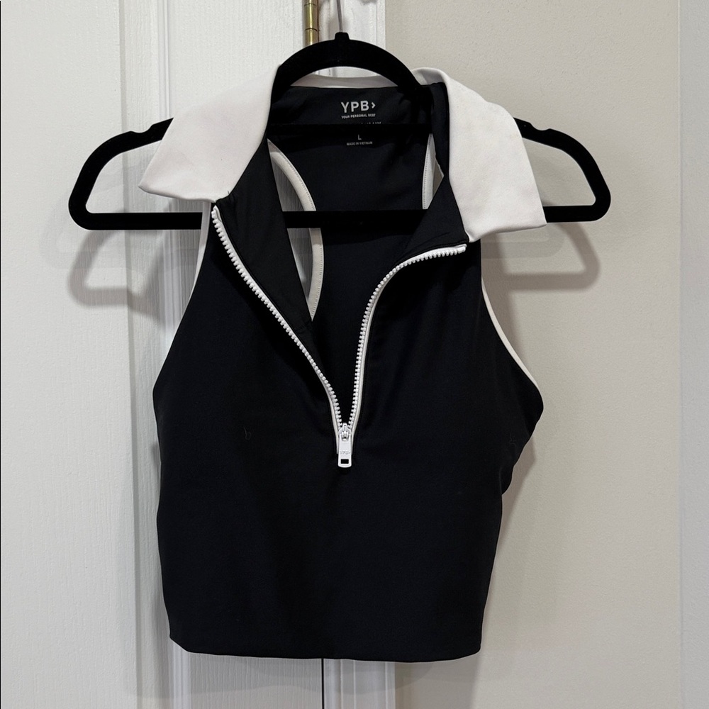 Abercrombie & Fitch Black and White Zip-Up Tank Top